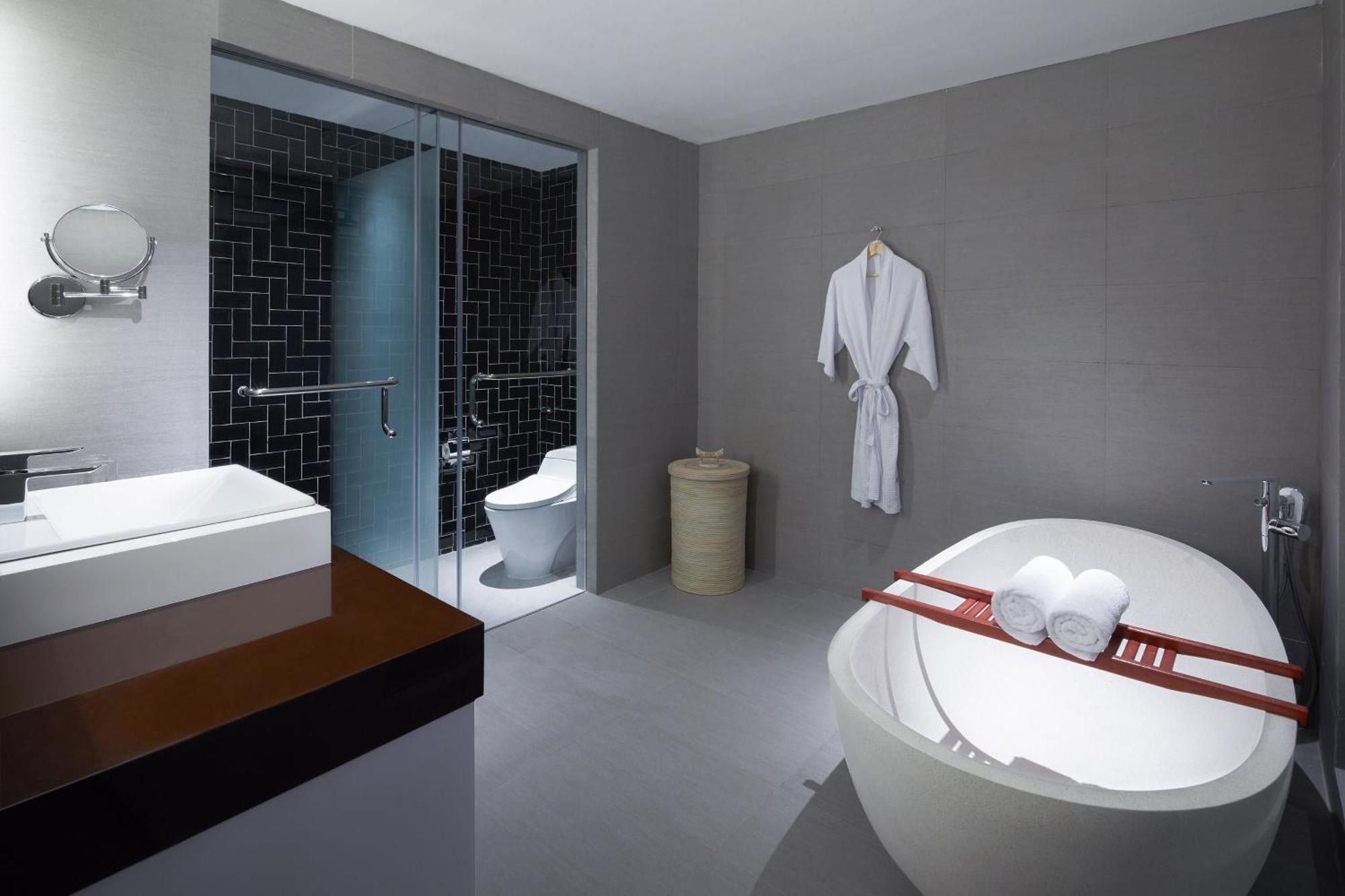 Four Points By Sheraton Balikpapan Exterior photo