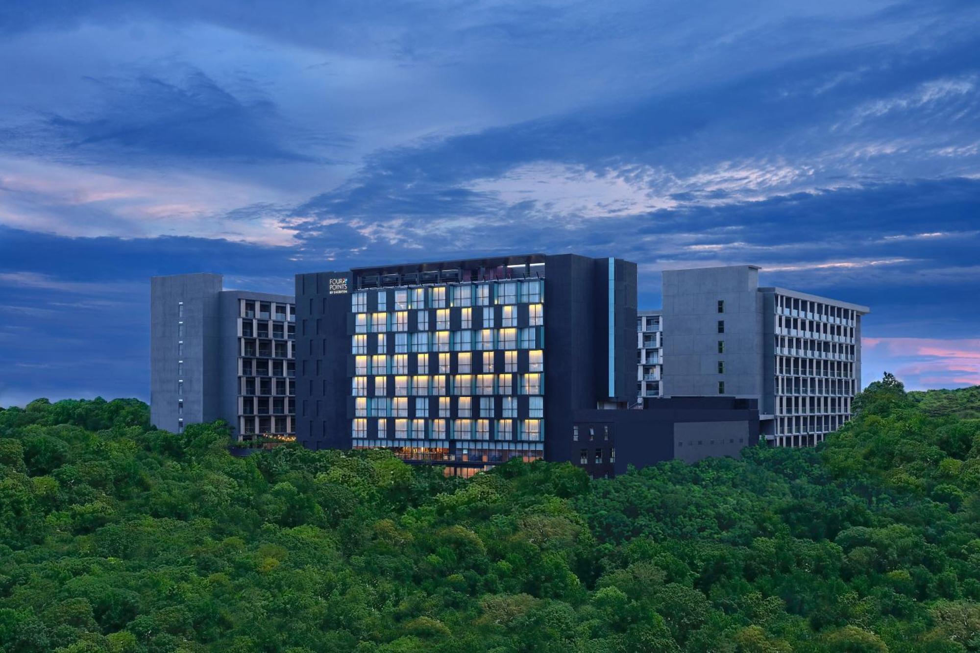 Four Points By Sheraton Balikpapan Exterior photo